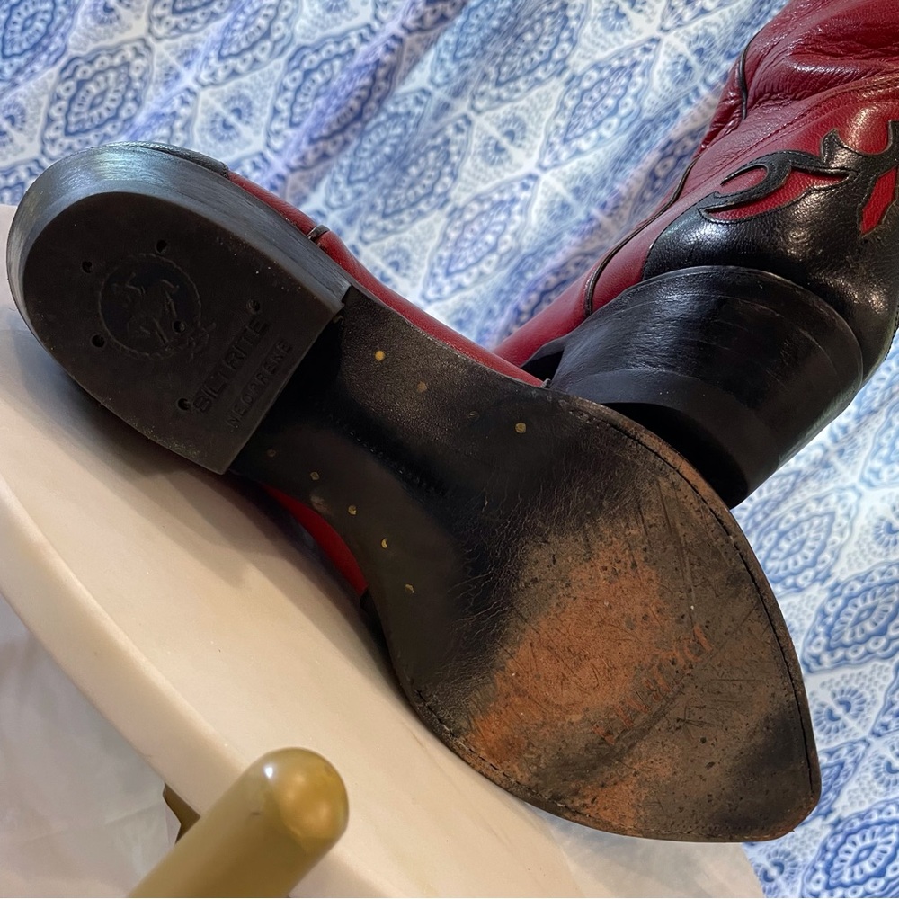 Handcrafted Leather Cowboy Boots with Overlay Details - Picture 12 of 13